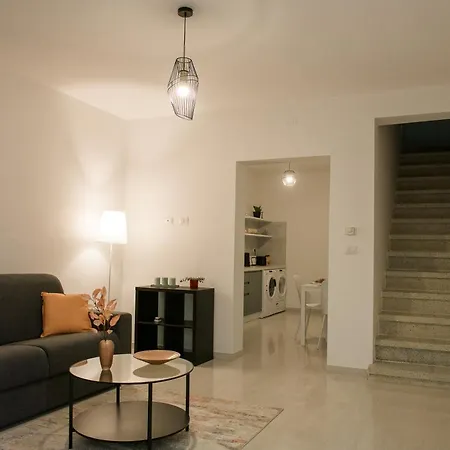 A Due Passi * Montesano Scalo