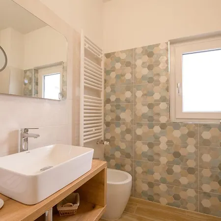 A Due Passi Ferienhaus Montesano Scalo